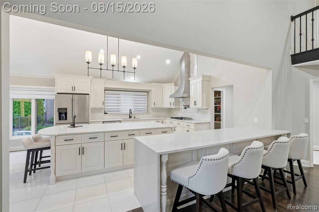 56173 Parkview Drive, Utica, MI 48316 — Photo 8