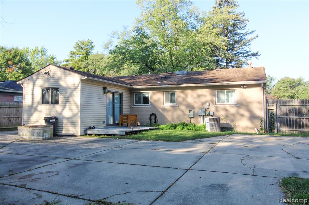 9445 Van Buren Street, Van Buren, MI 48111 — Photo 25