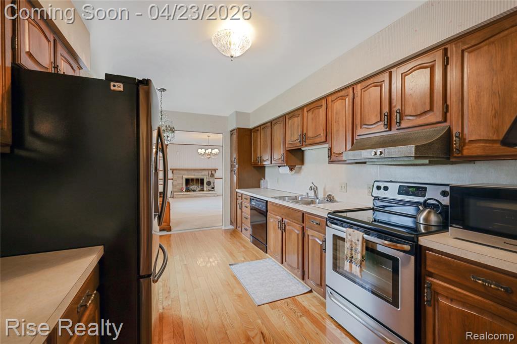 7080 Aldredge Drive, Swartz Creek, MI 48473 — Photo 8