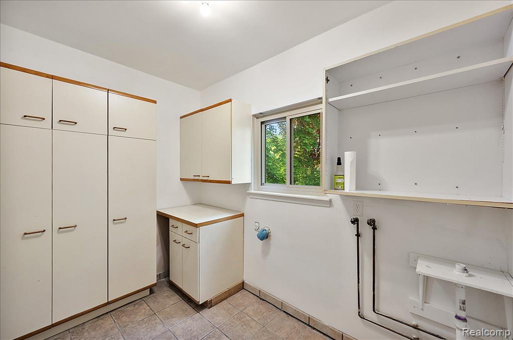 536 Rolling Rock Road S, Bloomfield Hills, MI 48304 — Photo 25