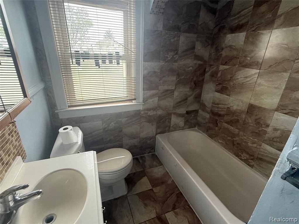 6306 Schaefer Road, Dearborn, MI 48126 — Photo 14