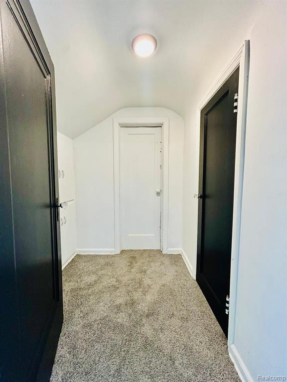 9571 E OUTER Drive, Detroit, MI 48213 — Photo 24