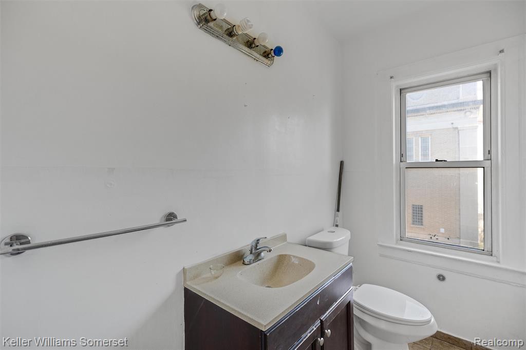 638 Seward Street, Detroit, MI 48202 — Photo 22