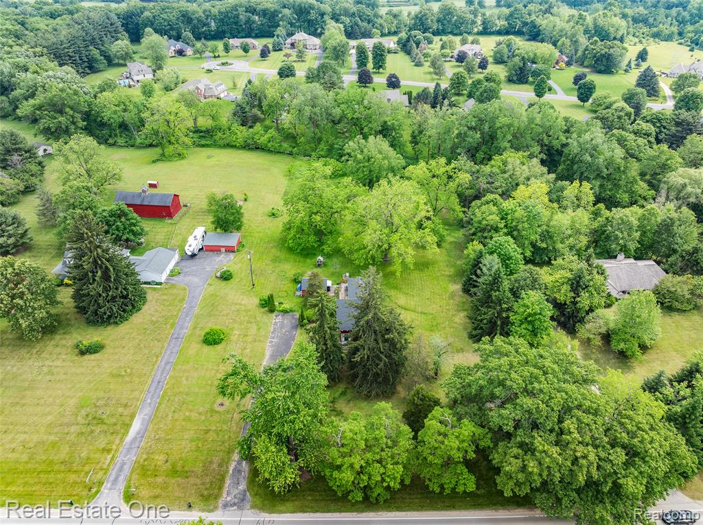 4730 Golf Club Road, Howell, MI 48843 — Photo 24