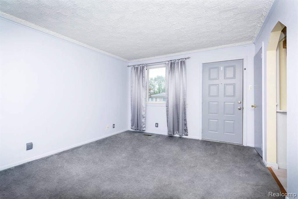 4249 Bonning Avenue, Warren, MI 48091 — Photo 3
