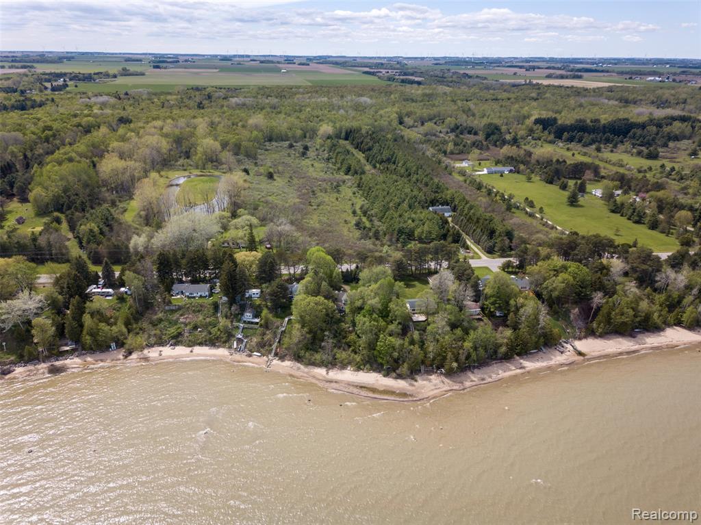 6240 Lakeshore Road N, Palms, MI 48465 — Photo 34