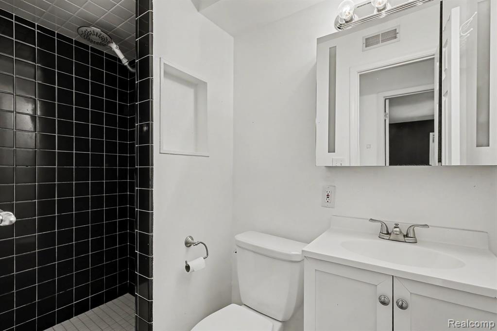 9180 Posey Drive, Whitmore Lake, MI 48189 — Photo 6