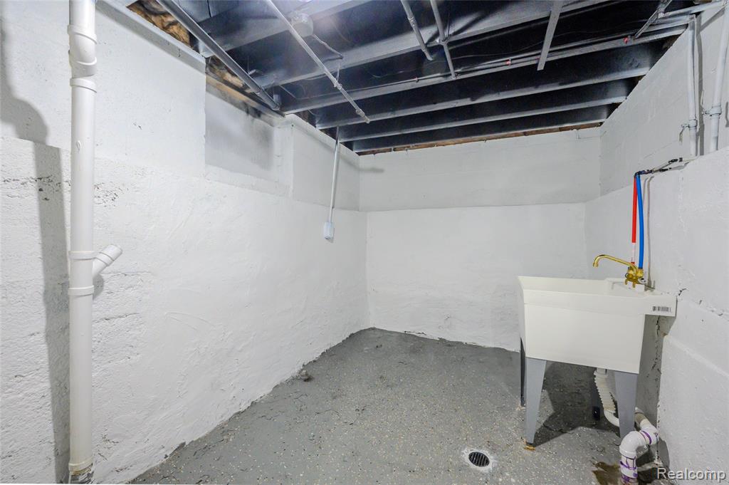 14720 E State Fair Street, Detroit, MI 48205 — Photo 29