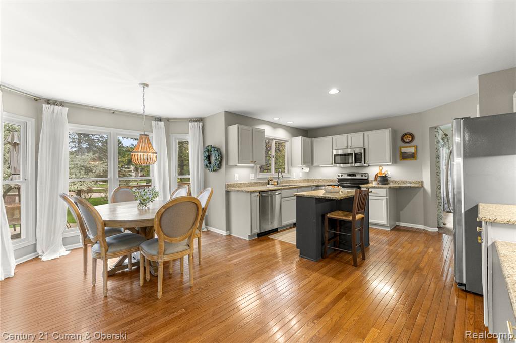 1424 Woodbridge Lane, Wixom, MI 48393 — Photo 25