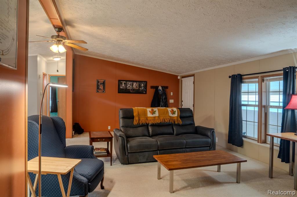 13480 Denver Drive, Hartland, MI 48353 — Photo 6