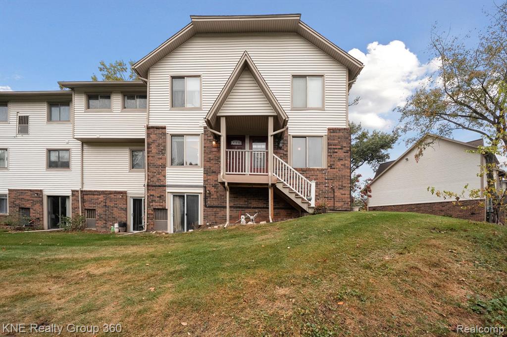 7220 Bluewater Drive, 134, Clarkston, MI 48348 — Photo 28