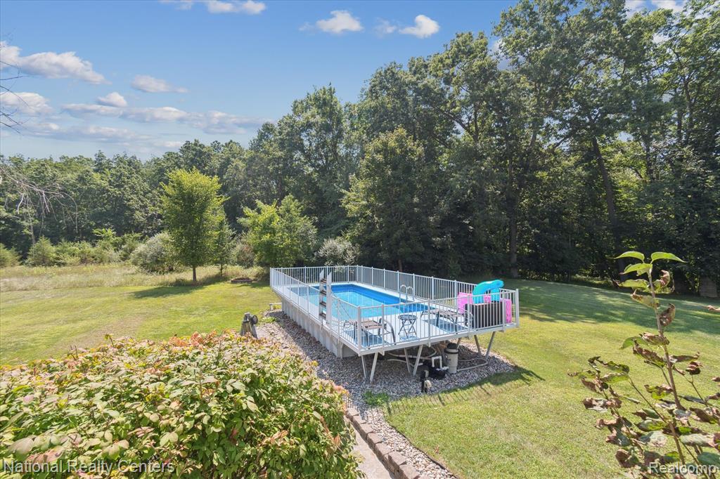 11459 Appaloosa Trail, Pinckney, MI 48169 — Photo 35