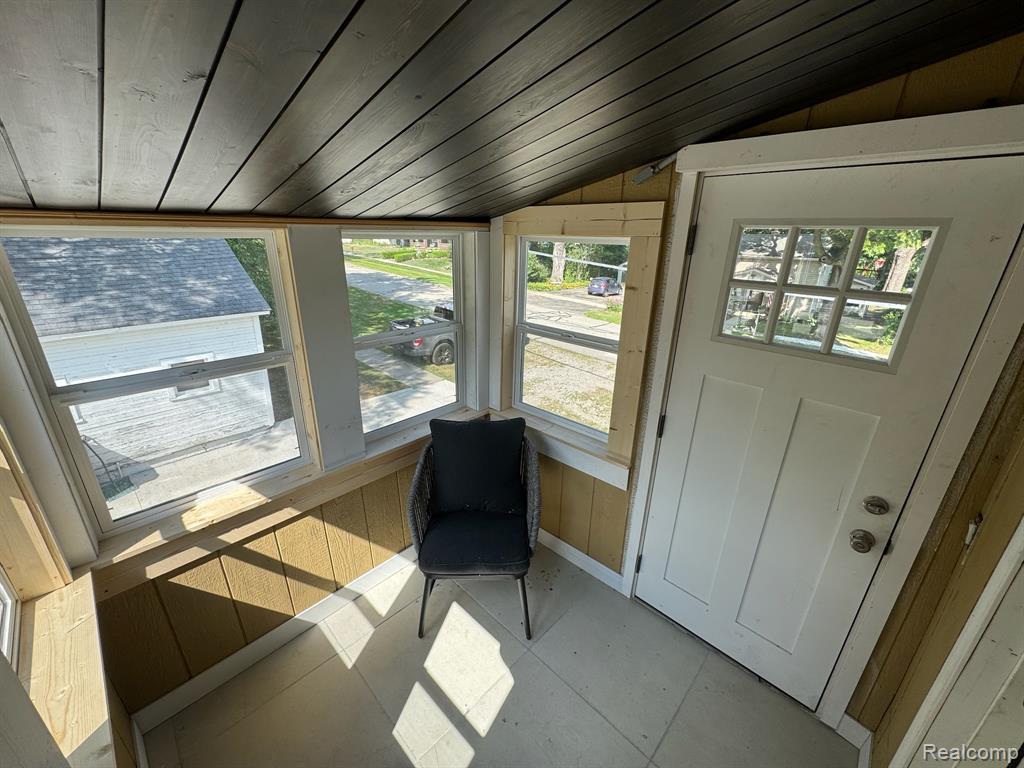 45 E Jackson Street, Orion, MI 48362 — Photo 4
