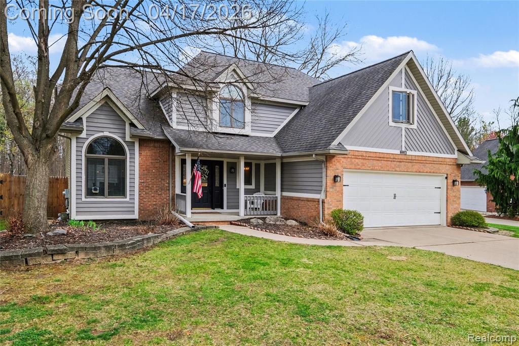 2228 Lost Creek Drive, Flushing, MI 48433 — front exterior