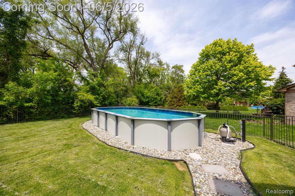 932 River Court, Wyandotte, MI 48192 — Photo 13
