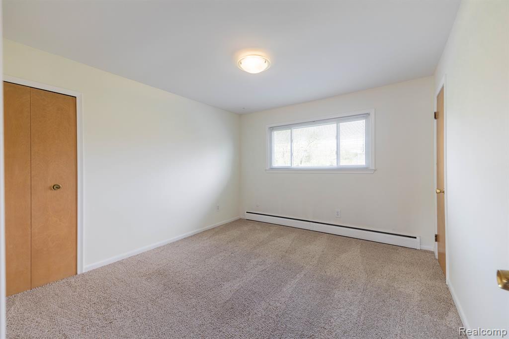 868 HELSTON Road, Bloomfield Hills, MI 48304 — Photo 20