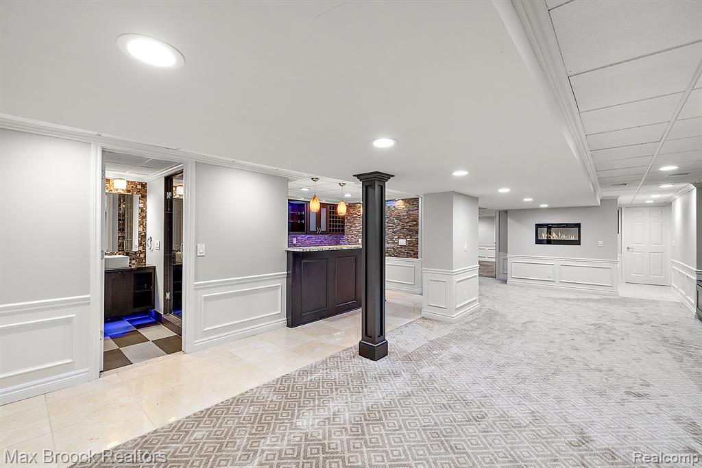 4696 PIER Court, Troy, MI 48098 — Photo 41