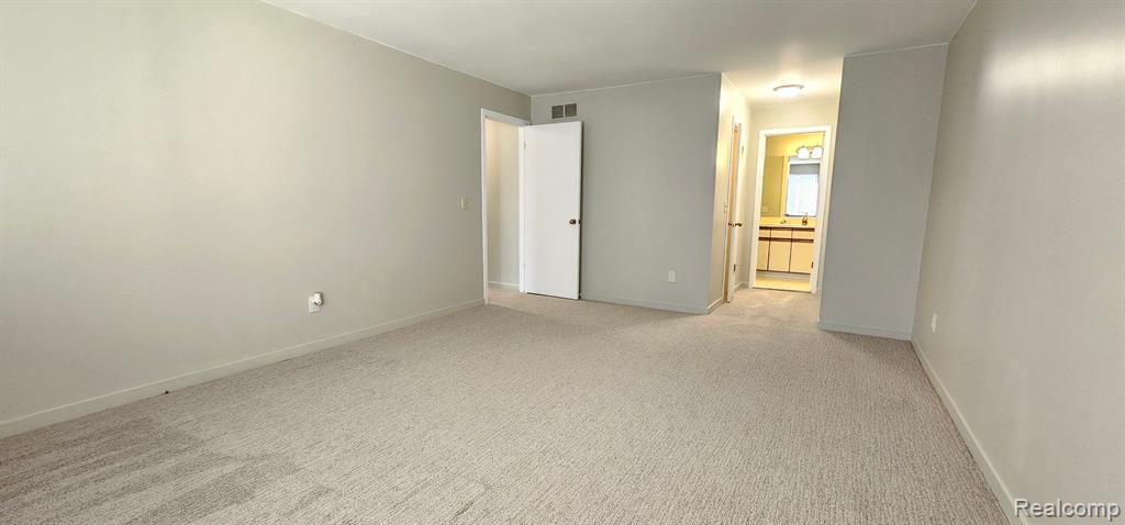 6682 MAPLE LAKES Drive, West Bloomfield, MI — Photo 13