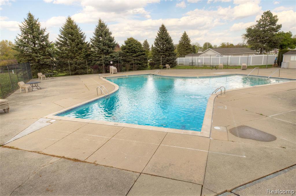 39887 Village Wood Lane, Novi, MI — Photo 26