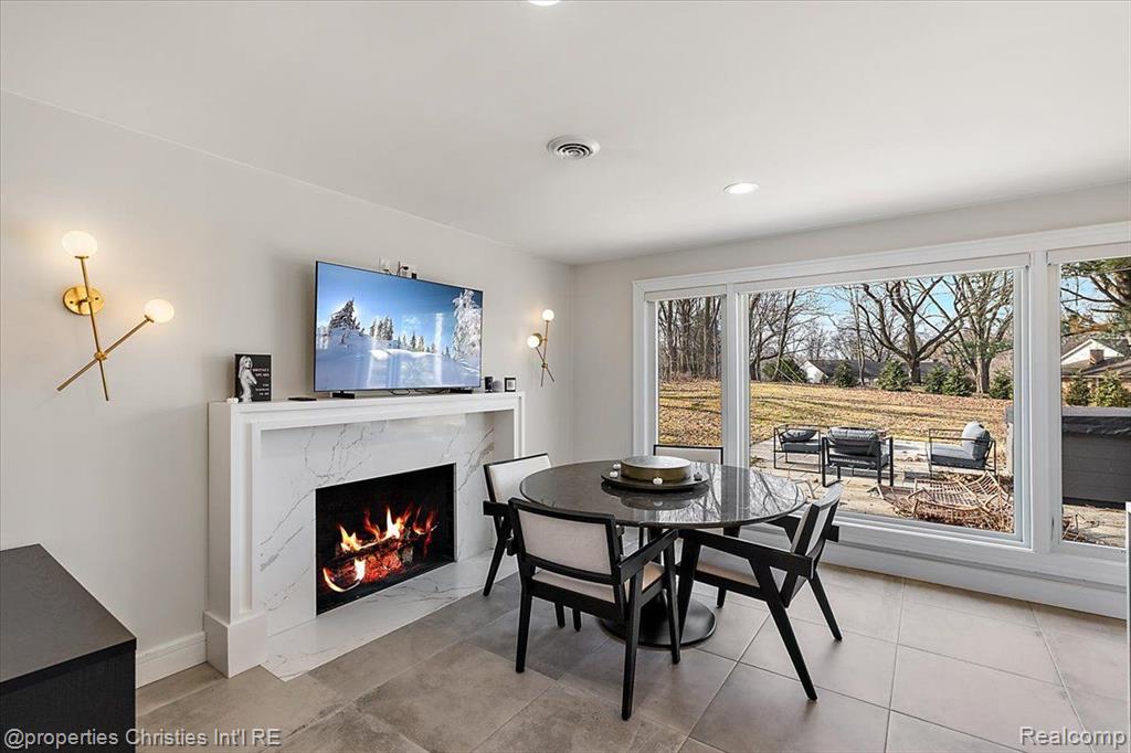 4361 MEADOWLANE Court, Bloomfield Hills, MI 48304 — Photo 41