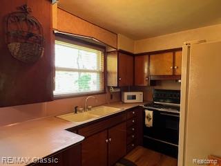 2534 Edgemere Street, Commerce Twp, MI 48382 — Photo 7