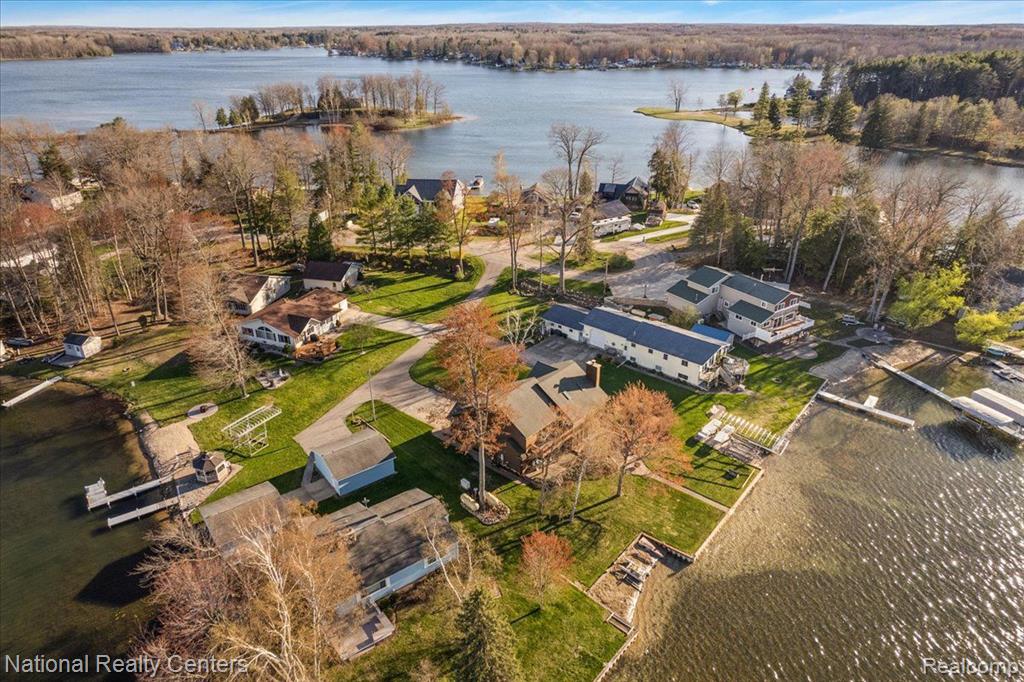 8648 LYNWOOD Lane, Mecosta, MI 49332 — Photo 10