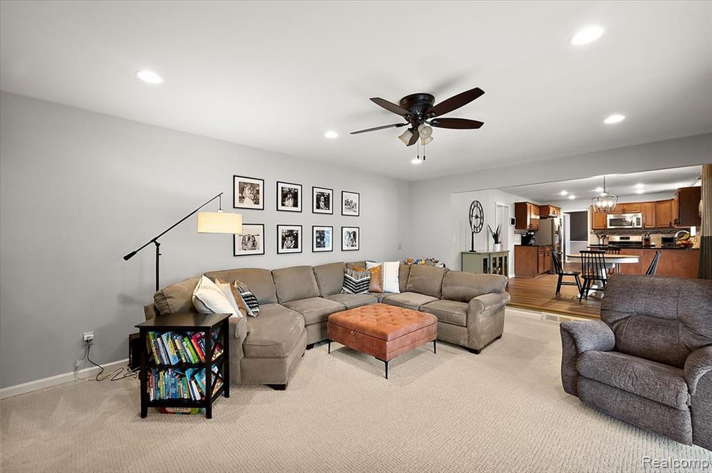39728 Bonnie Court, Clinton Twp, MI 48038 — Photo 21