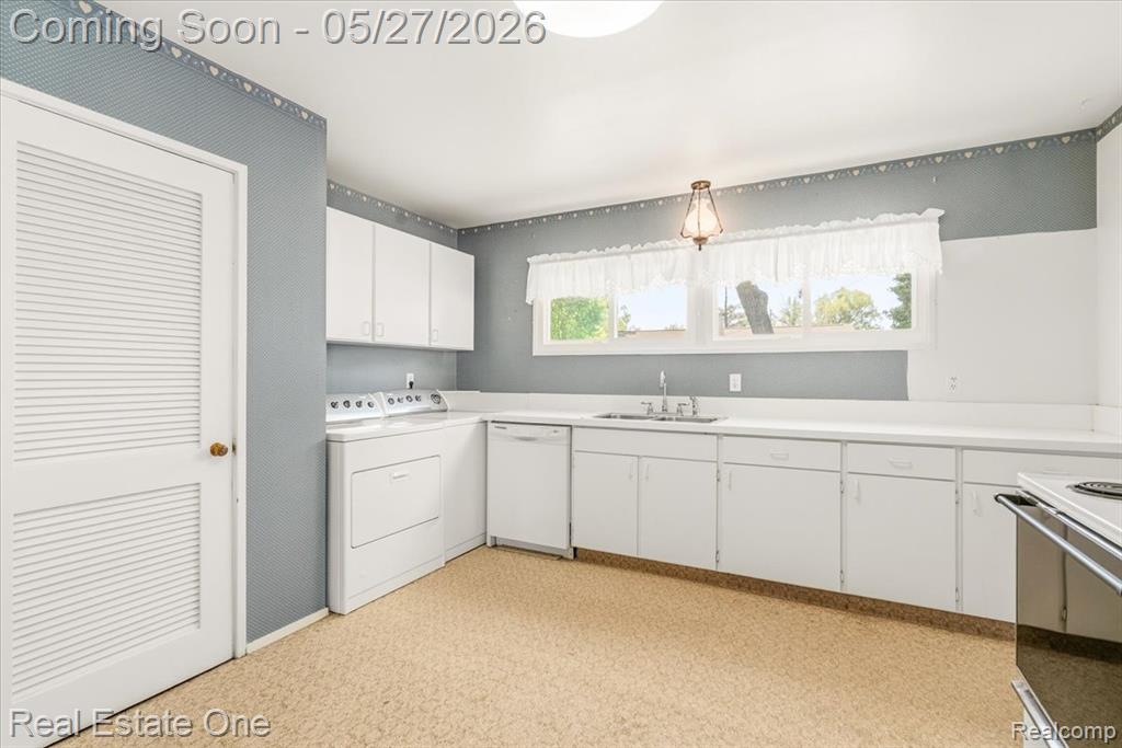 29737 Brandt Court, Garden City, MI — Photo 24