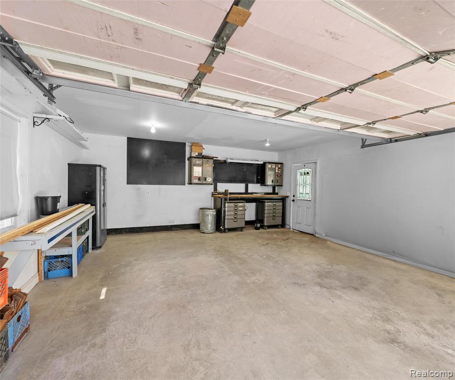 11252 Hiland Court, Pinckney, MI 48169 — Photo 55