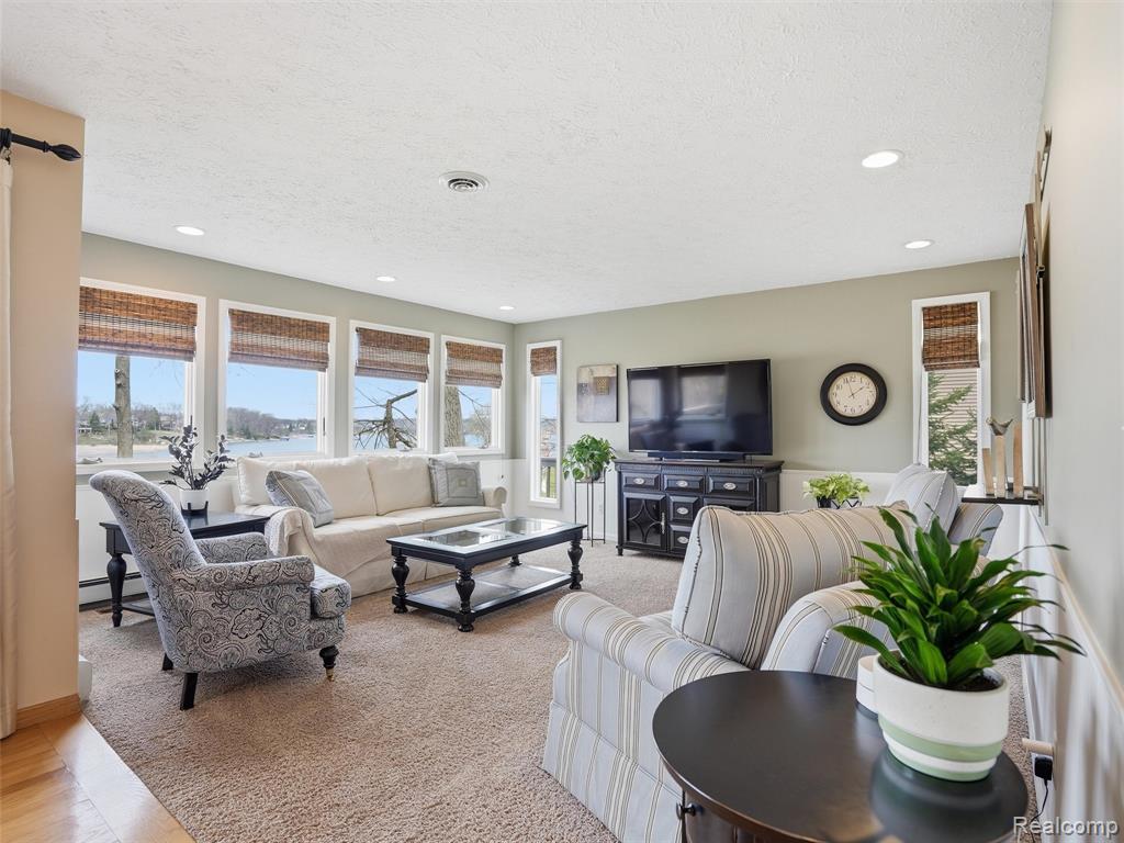 4965 Grover Drive, Brighton, MI 48116 — Photo 18
