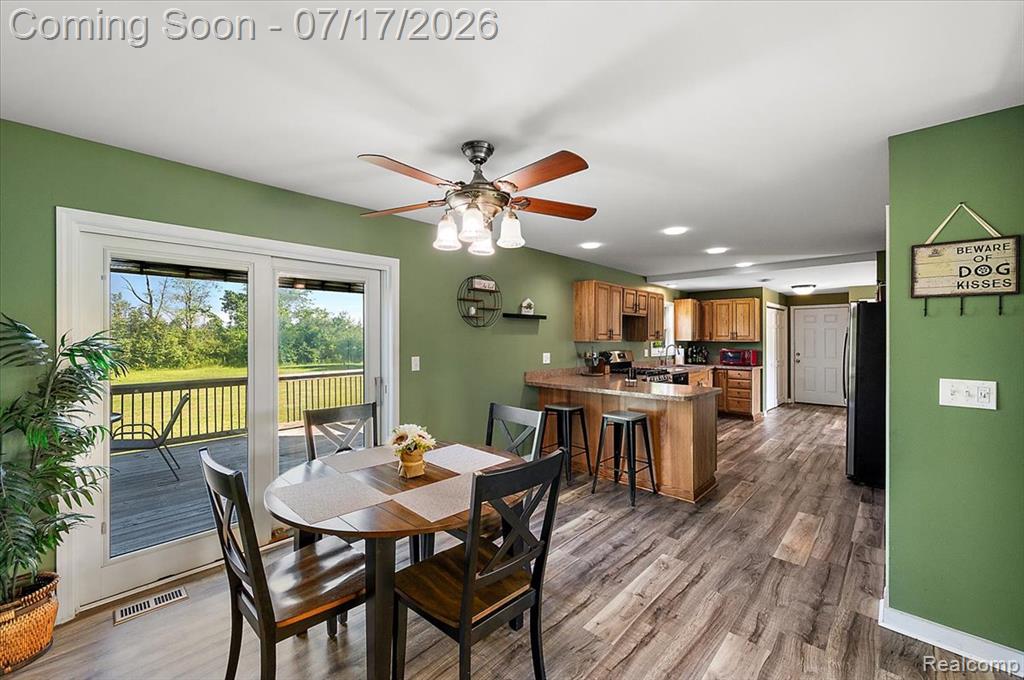 6925 Smiths Creek Road, MI — Photo 9