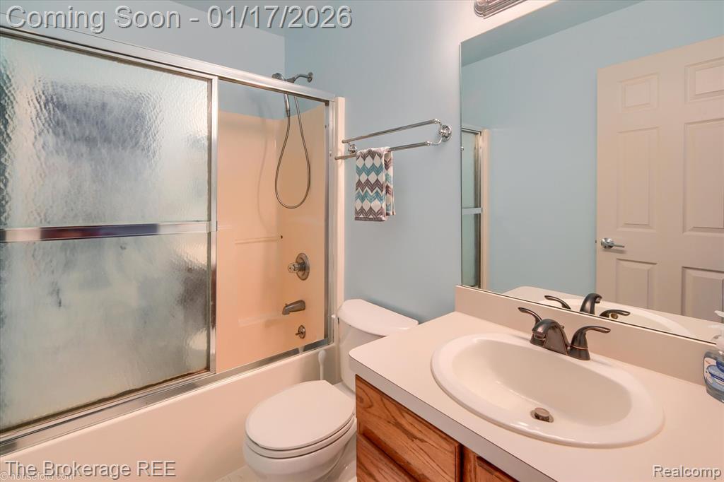9443 Forestview Circle, Grand Blanc, MI 48439 — Photo 28