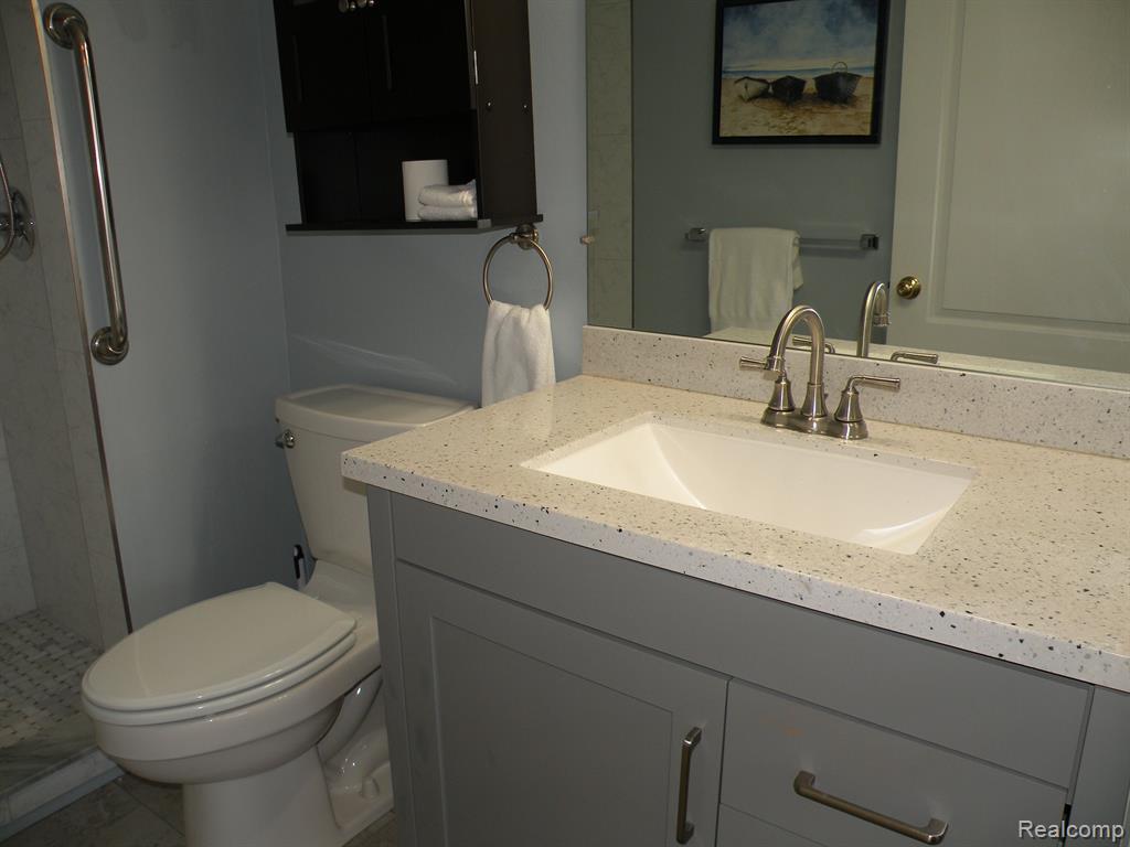 36564 DEERHURST Court, Westland, MI — Photo 22