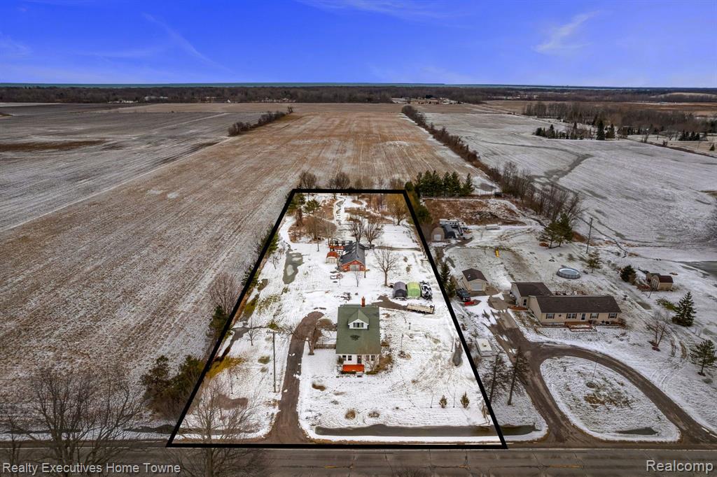 5086 STATE Road, Fort Gratiot, MI 48059 — Photo 3