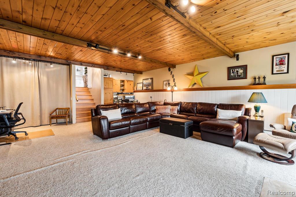 9669 NORMAN Road, Clarkston, MI 48348 — Photo 5