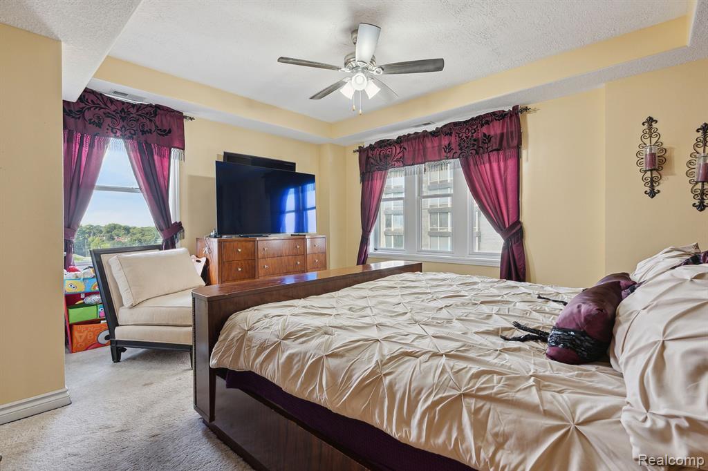 8162 E JEFFERSON Avenue, 7B, Detroit, MI 48214 — Photo 22