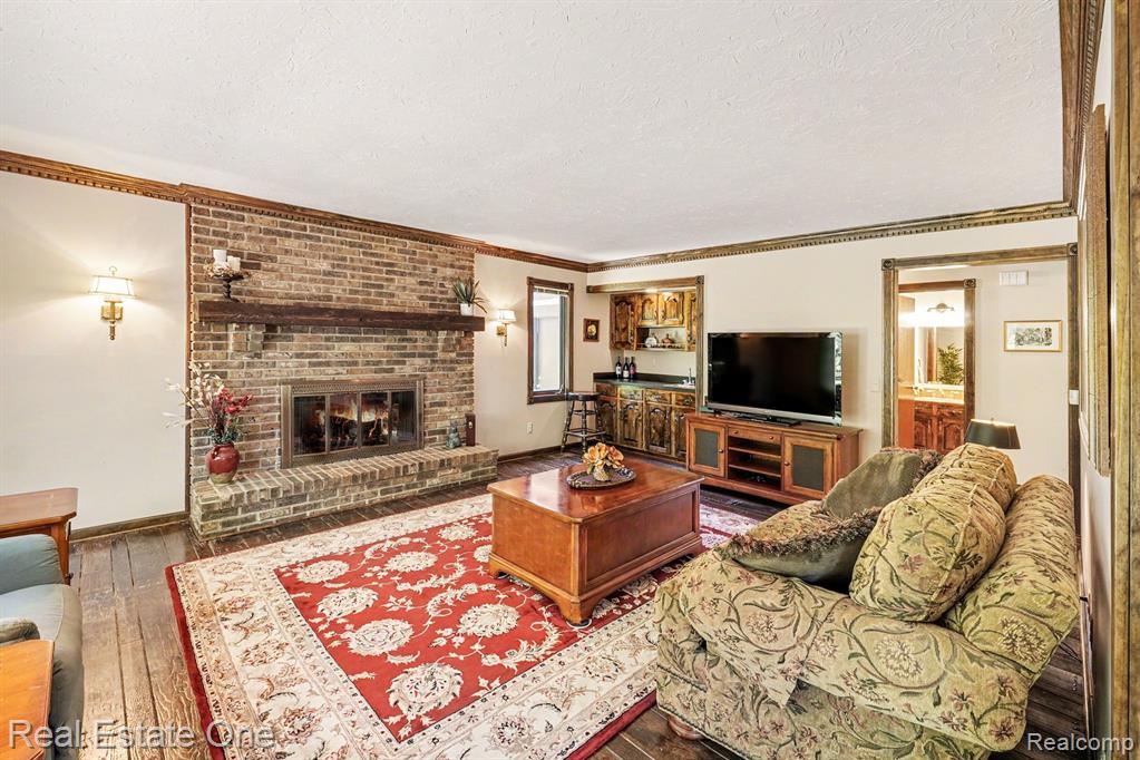 8019 Deerwood Road, Clarkston, MI 48348 — Photo 7