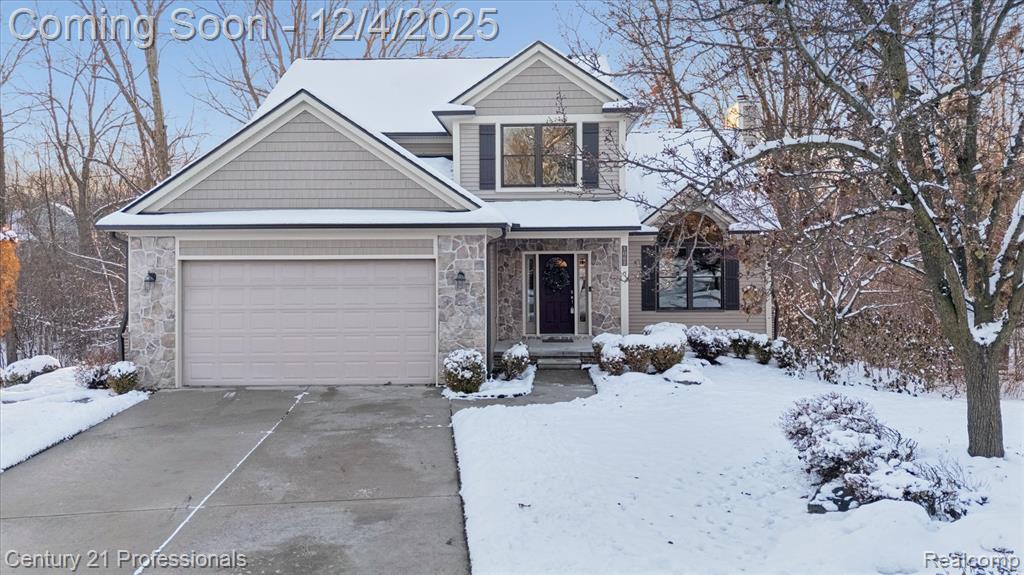 1062 Key West Court, Orion, MI — Photo 2