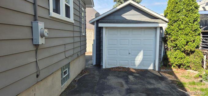 830 KNOWLES Street, Royal Oak, MI 48067 — Photo 2