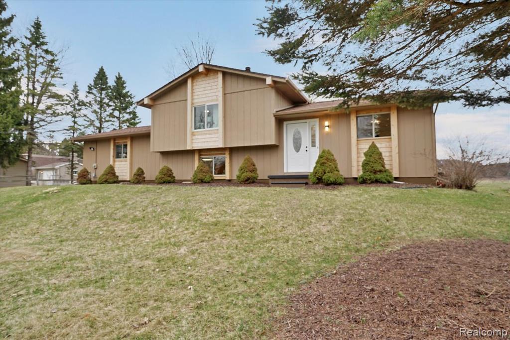 1365 Thistleridge, Groveland, MI 48442 — Photo 52
