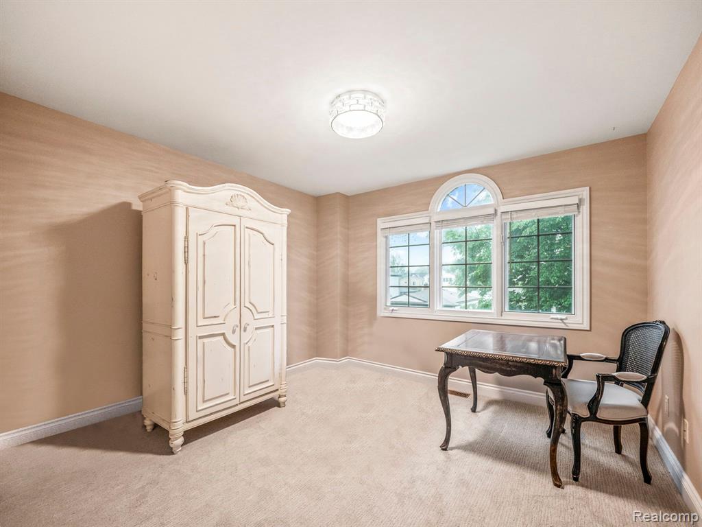 745 RUFFNER Avenue, Birmingham, MI 48009 — Photo 18