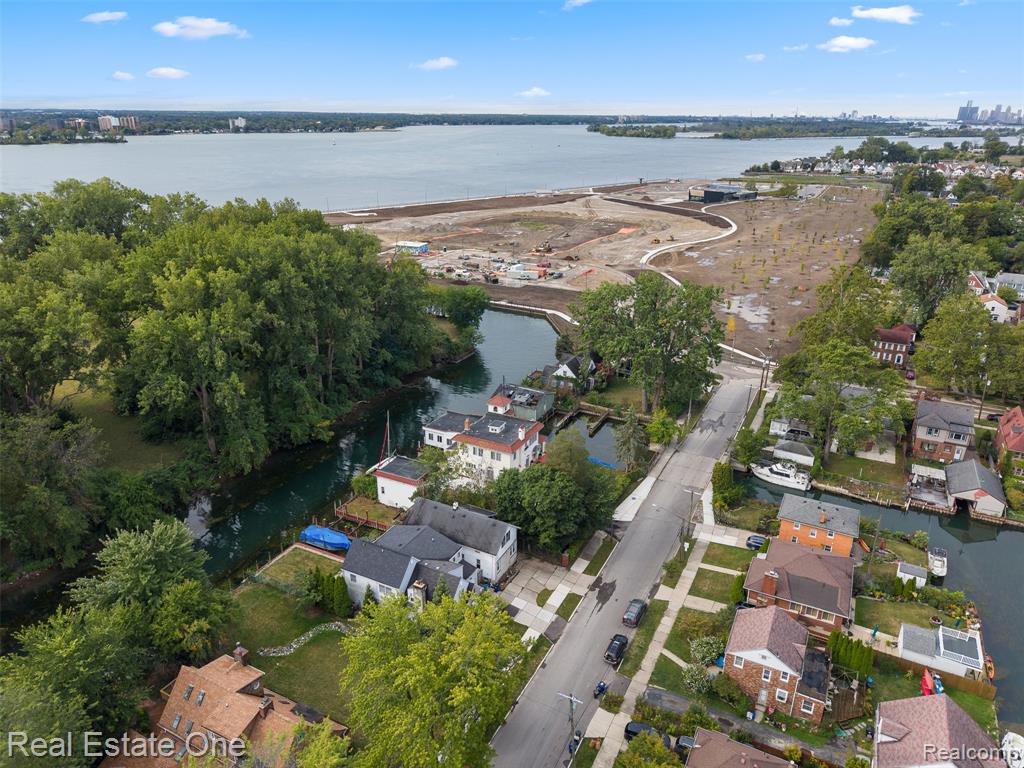 14356 Harbor Island, Detroit, MI 48215 — Photo 2