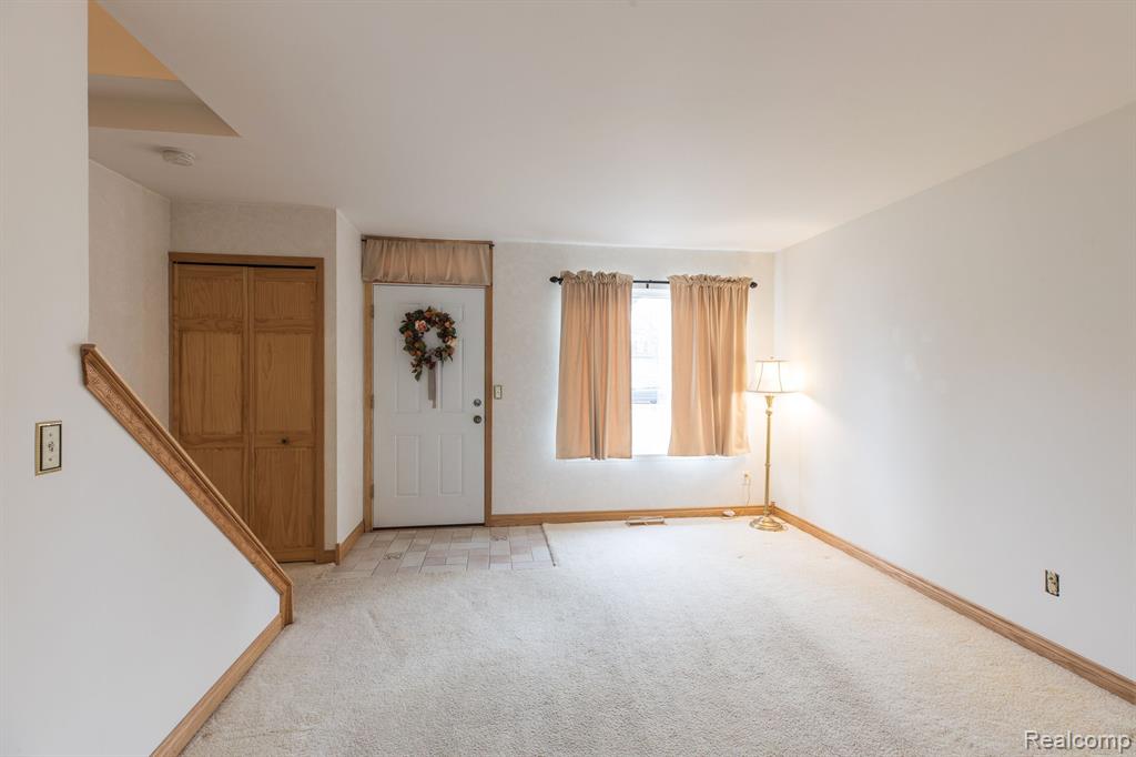 2939 Whittier Court, Ann Arbor, MI 48104 — Photo 9