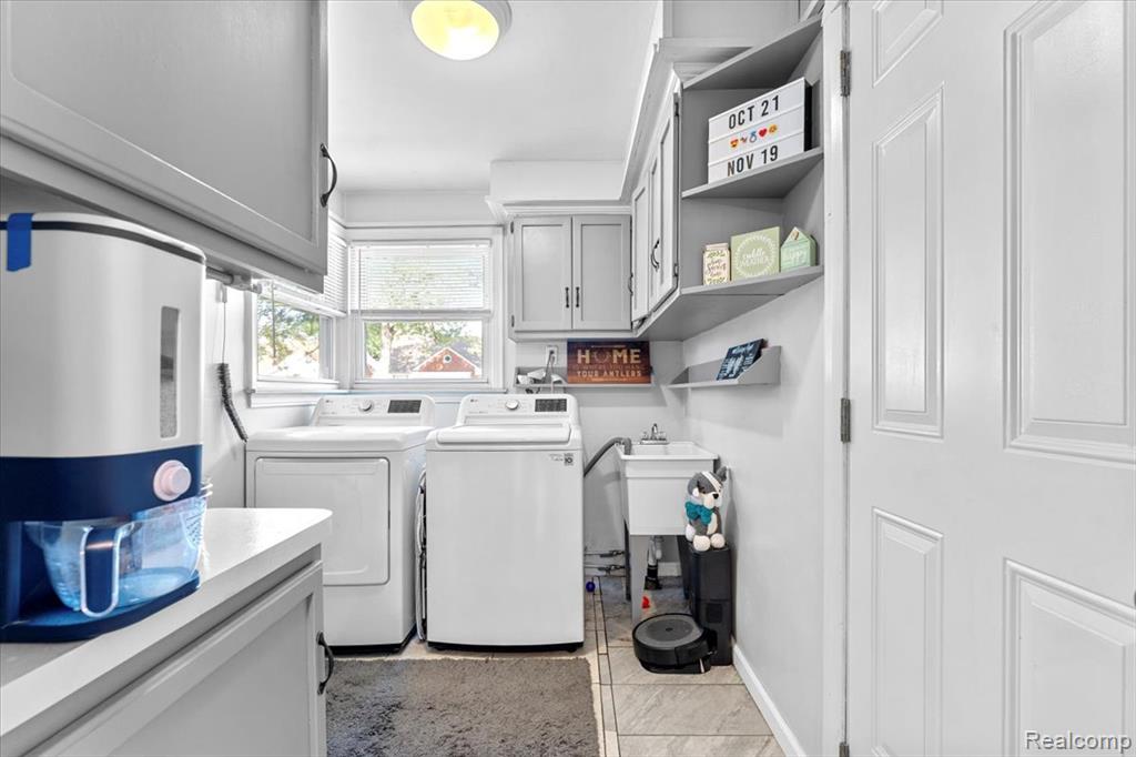 9036 Reeck Road, Allen Park, MI 48101 — Photo 13