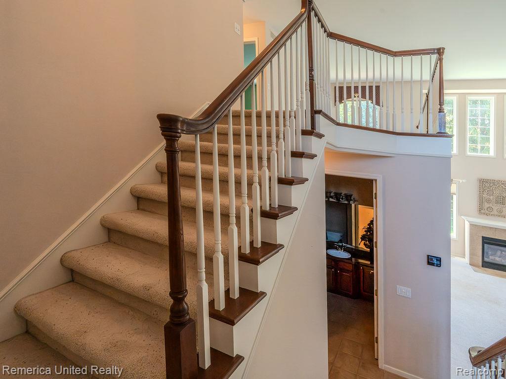 7429 Pine Vista Drive, Brighton, MI 48116 — Photo 45