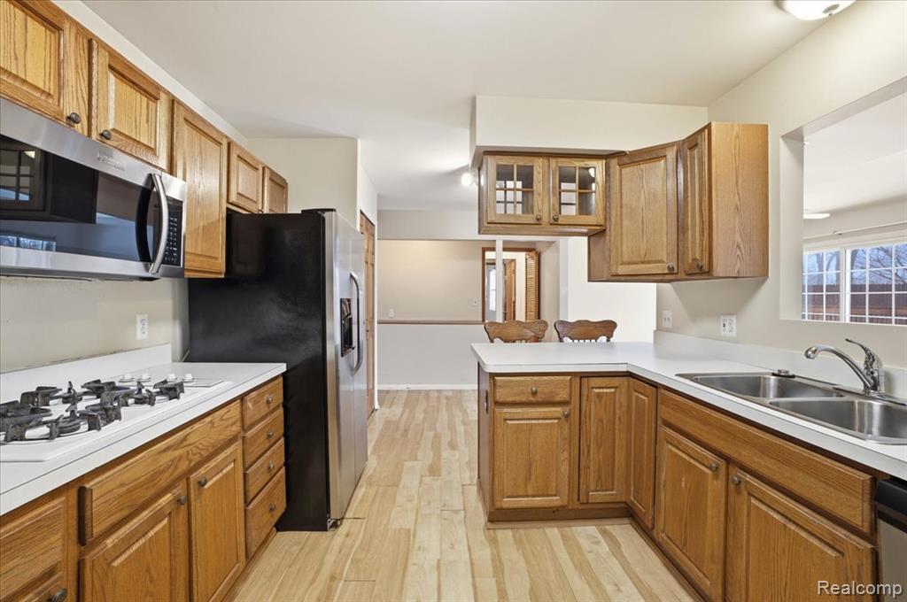 6360 Manson Drive, Waterford, MI 48329 — Photo 17
