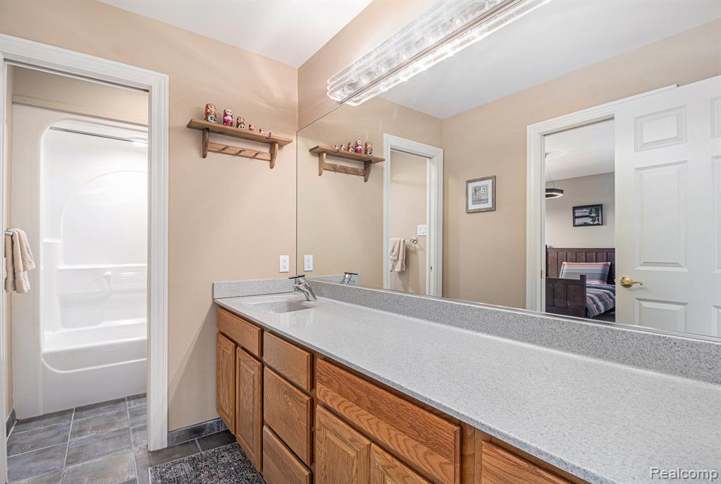2115 Stonebridge Drive S, Ann Arbor, MI 48108 — Photo 37