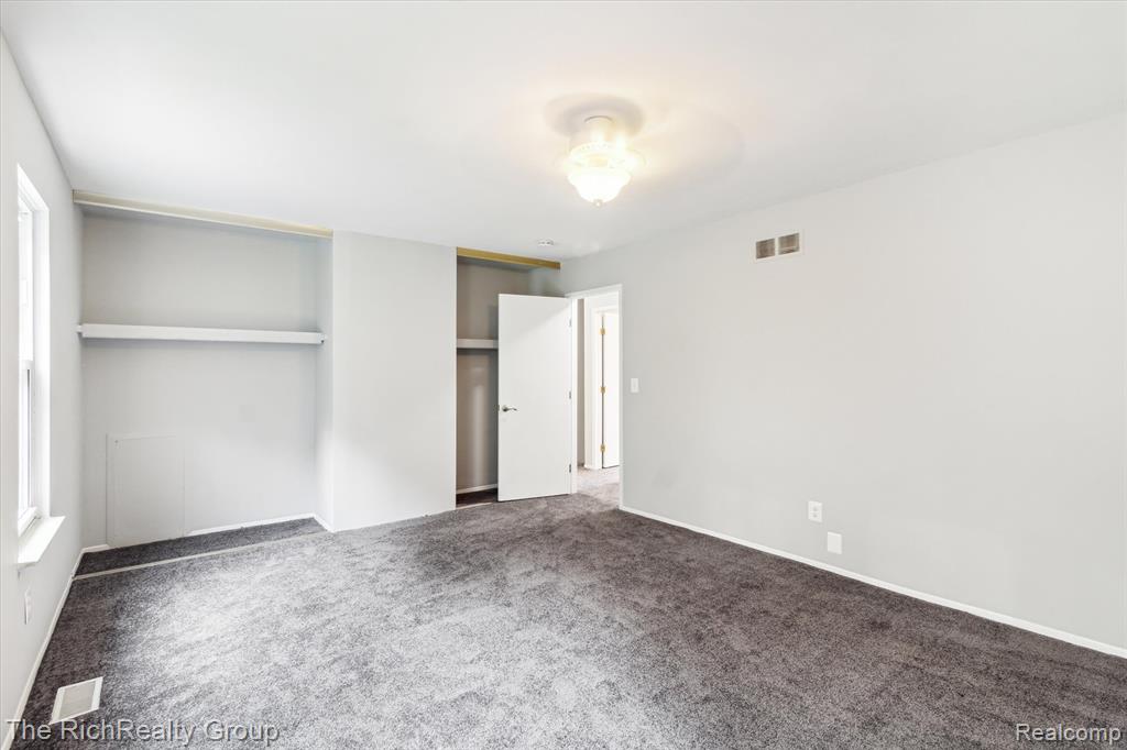 43101 LANCELOT Drive, Canton, MI 48188 — Photo 43