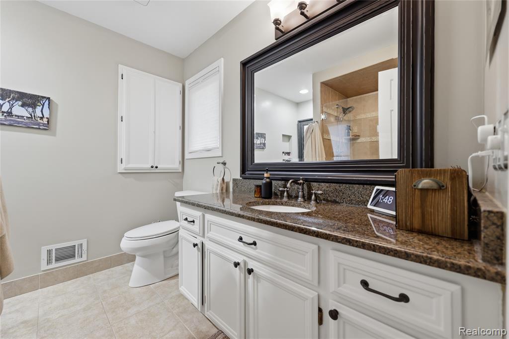 49371 Deerfield Park, Macomb, MI 48044 — Photo 28
