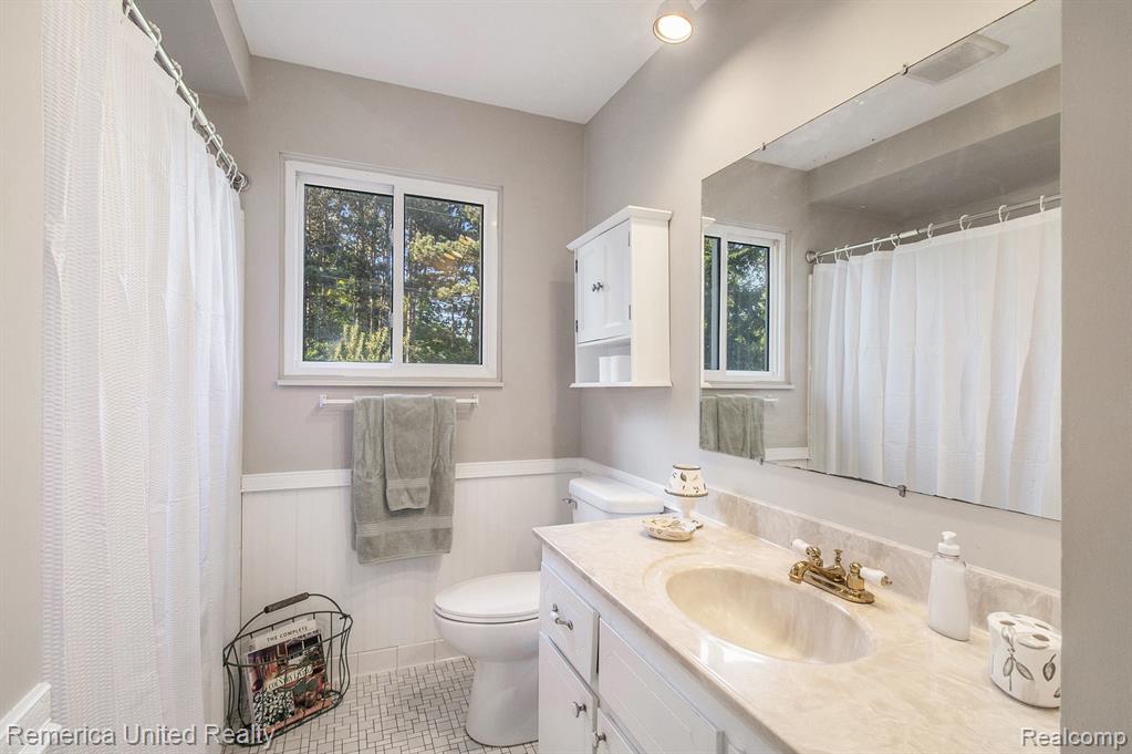 400 E SCHAFER Road, Pinckney, MI 48169 — Photo 17